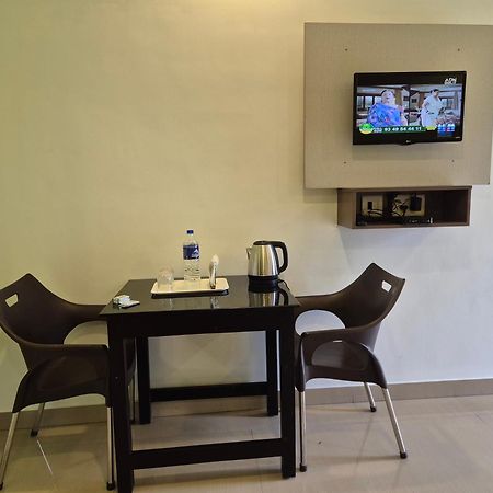 Alfa Inn Nedumbassery Dış mekan fotoğraf