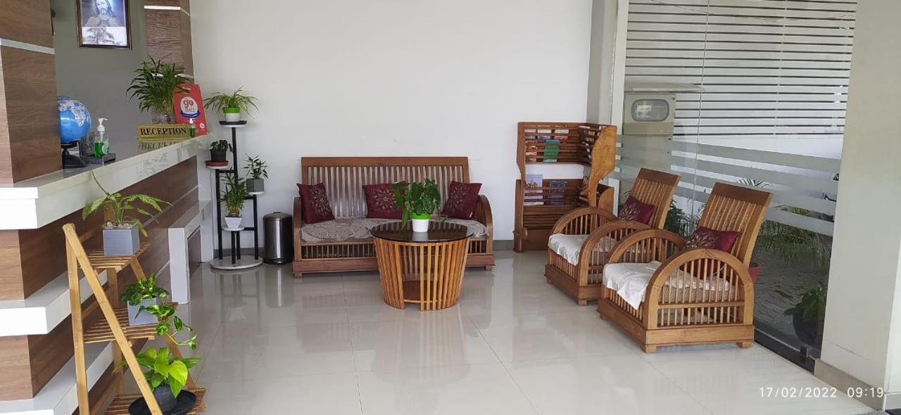 Alfa Inn Nedumbassery Dış mekan fotoğraf