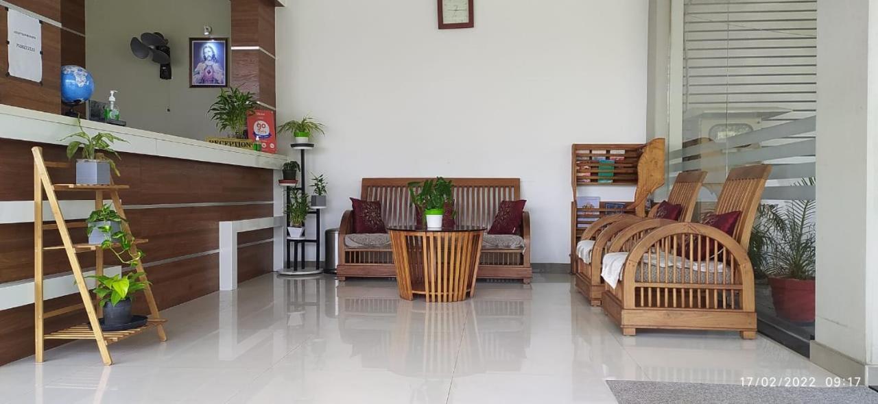 Alfa Inn Nedumbassery Dış mekan fotoğraf