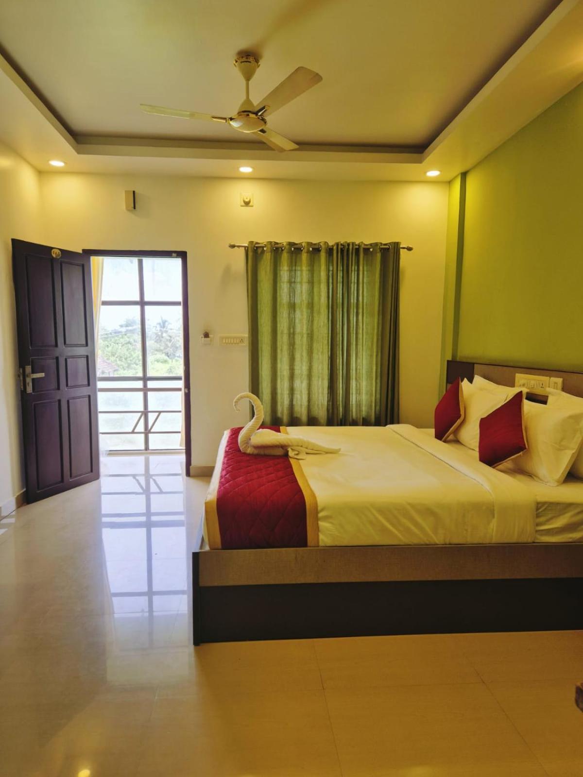 Alfa Inn Nedumbassery Dış mekan fotoğraf