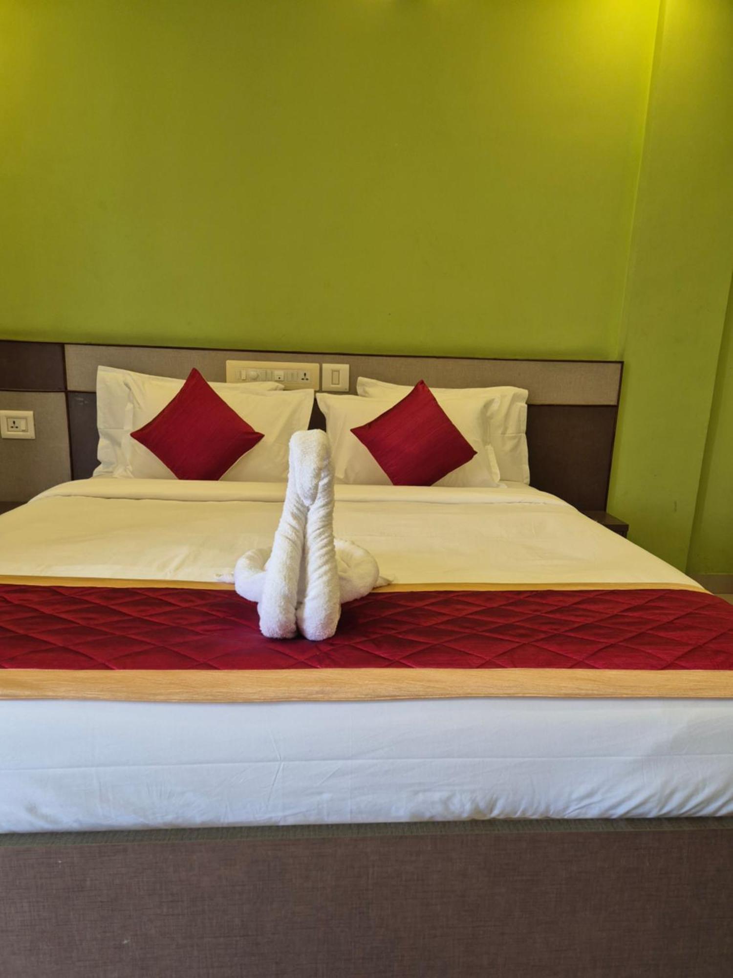 Alfa Inn Nedumbassery Dış mekan fotoğraf