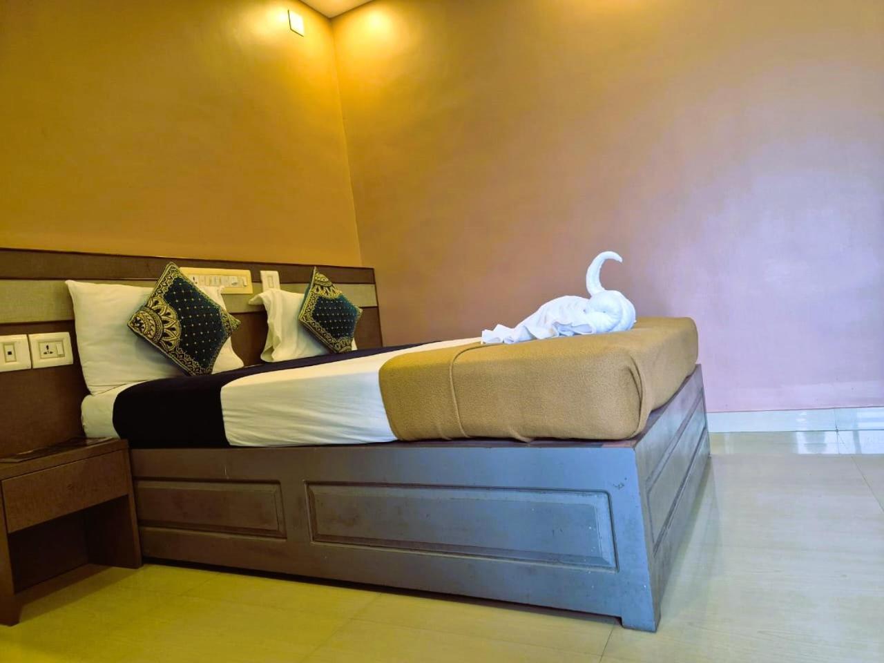 Alfa Inn Nedumbassery Dış mekan fotoğraf
