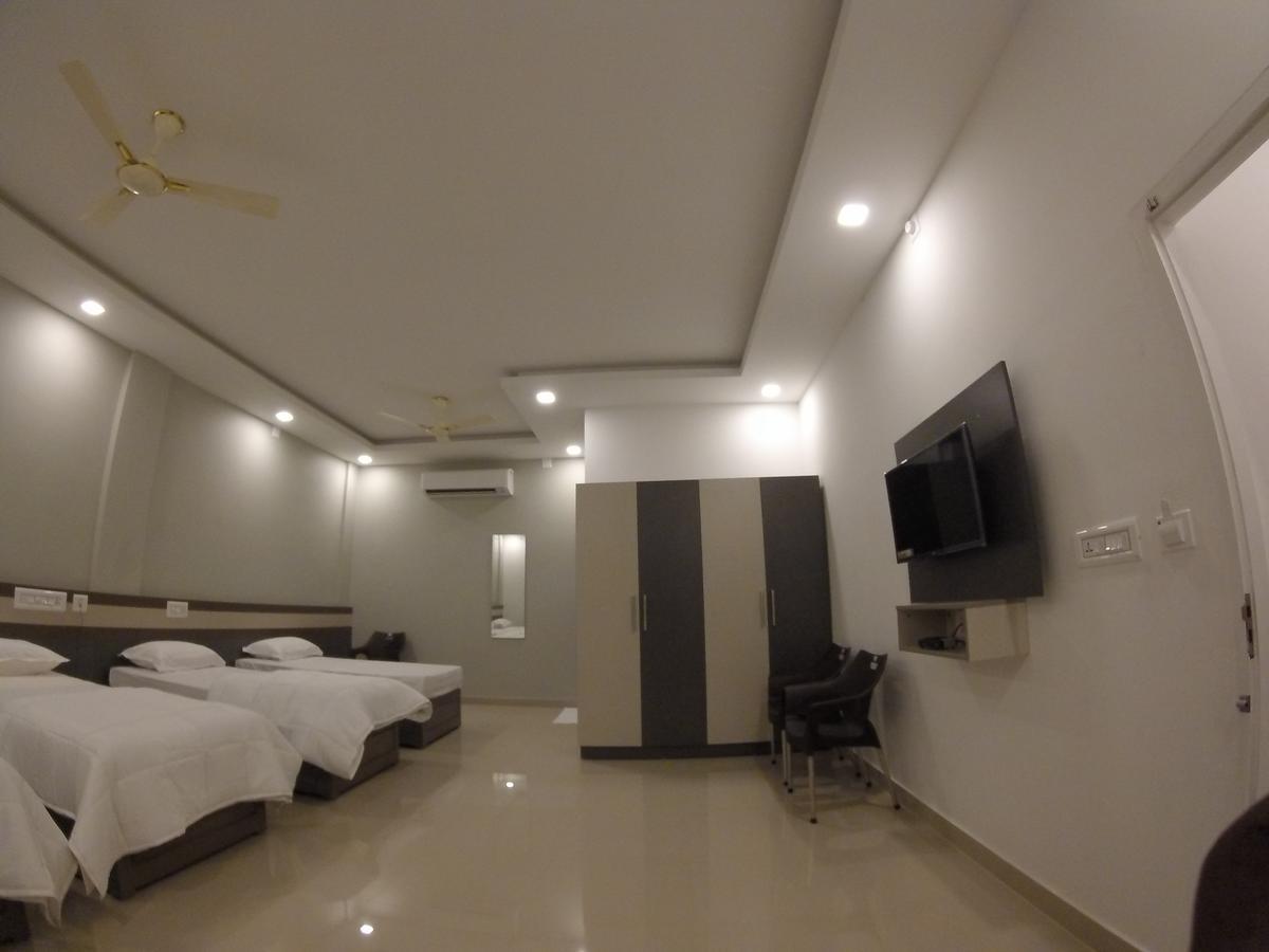 Alfa Inn Nedumbassery Dış mekan fotoğraf