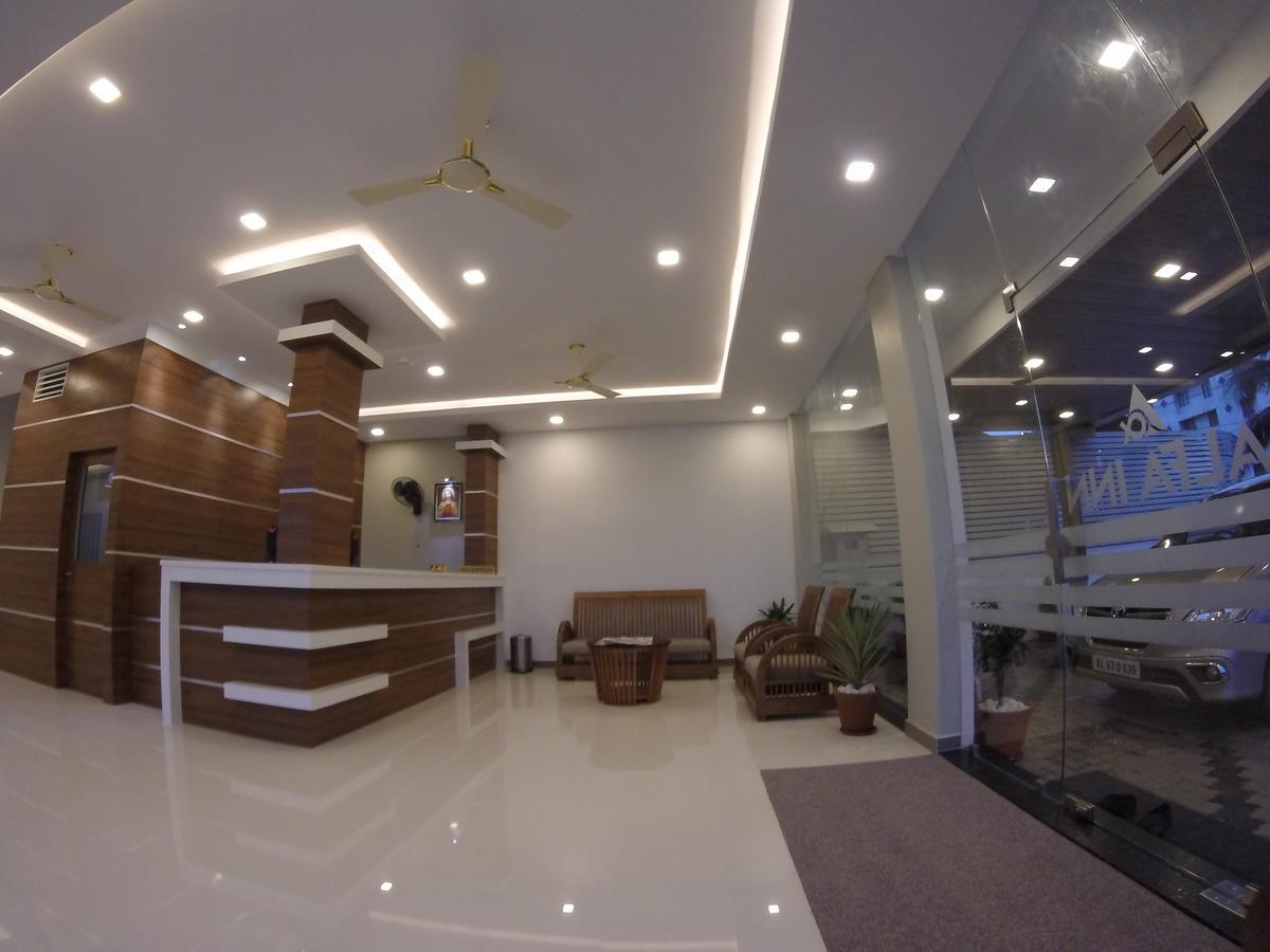 Alfa Inn Nedumbassery Dış mekan fotoğraf